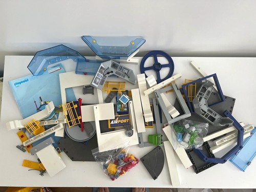 Playmobil 3353 airport playset - playmobil,