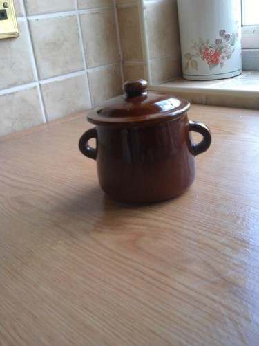 Vintage small brown treacle - small,