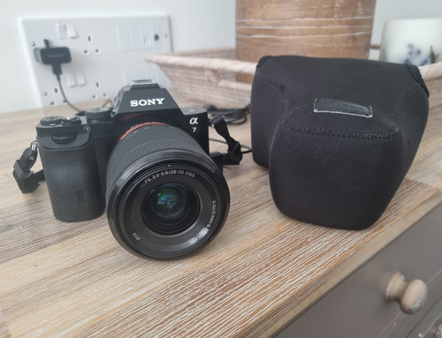 Sony alpha mirrorless camera - 7,