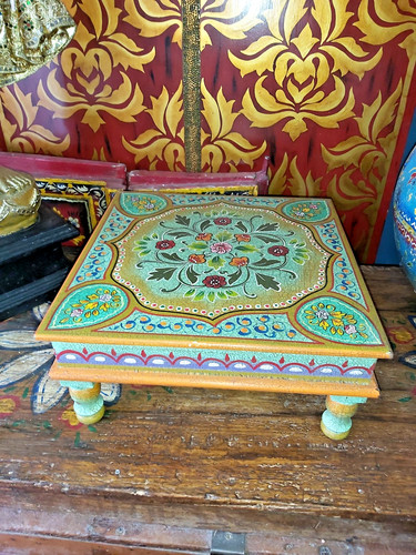 Hand painted small wooden - hand,