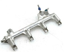 FUEL INJECTOR RAIL FOR VAUXHALL VECTRA C ZAFIRA B 2.2 DIRECT 140 Z22YH 55351030