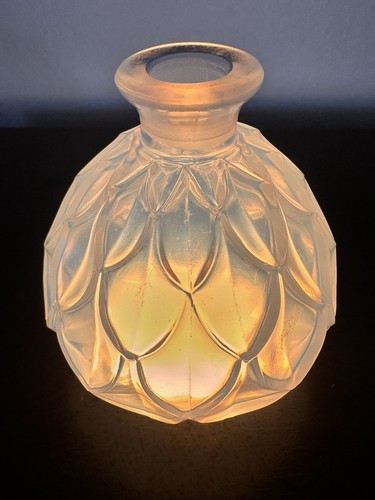 Pre war opalescent - w,