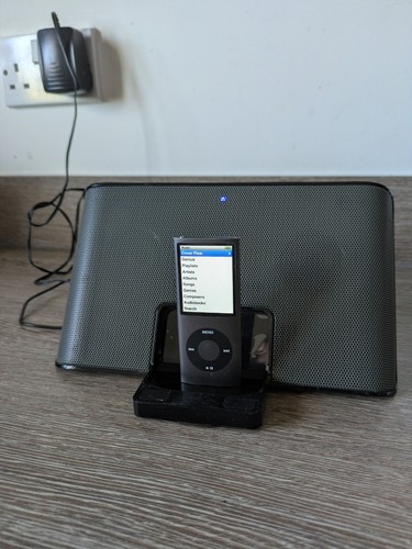 Ipod nano 4th gen 8gb - ipod,