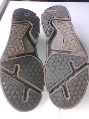 Clarks men size 5 - clarks, 9.5