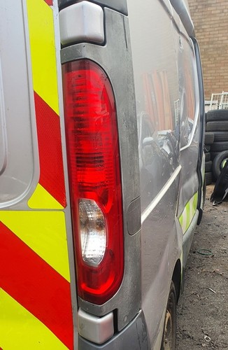 Vauxhall vivaro right side - vivaro,