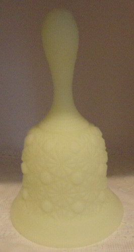 Fenton glass daisy - fenton,