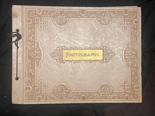 Vintage old photos photographs - old,