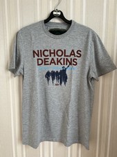 Nicholas Deakins Men's Size