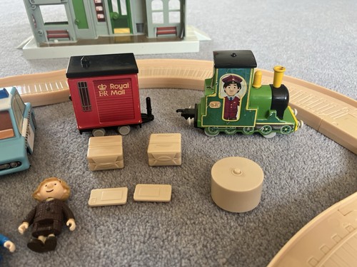 Thomas friends postman - friends,