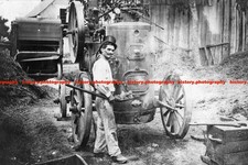 F014784 Man with Portable Steam Engine With a Flywheel Chateau La Valliere Franc