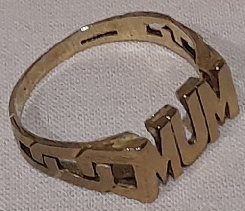 9ct 375 yellow gold curb - 375,