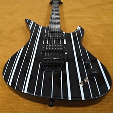 Schecter Custom Synyster Gates