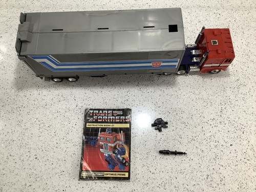 Hasbro transformers optimus - hasbro,