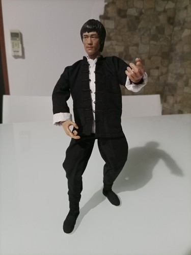 Bruce lee action figure - bruce,