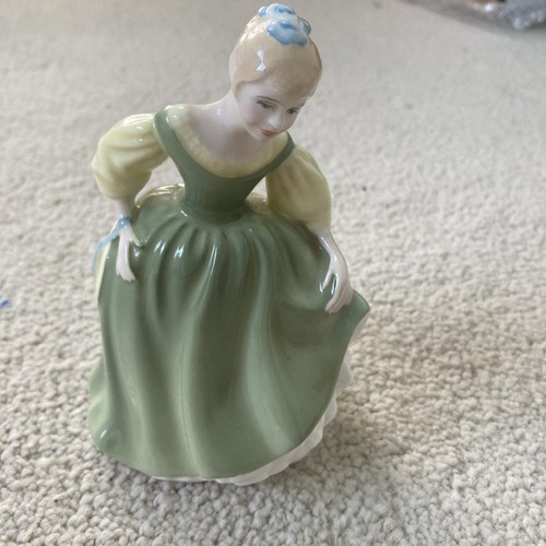 Royal doulton figurine hn2211 - doulton,