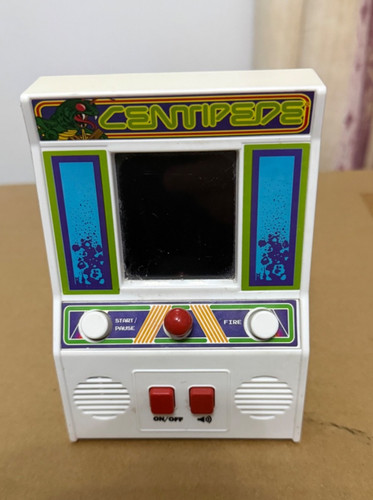 Retro centipede arcade - centipede,