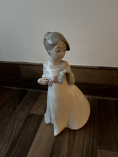 NAO LLADRO FINISHING TOUCH