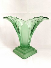 Art Deco Greta Vase in Green