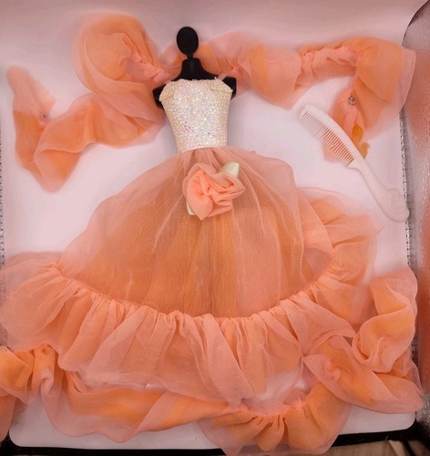 1984 peaches cream barbie - cream,