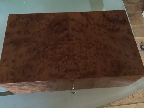Burr yew humidor - burr,