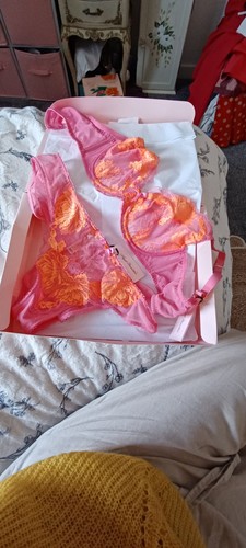 Nwt agent povocateur size - agent,