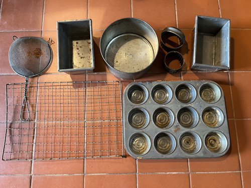 Vintage metal baking job lot - metal, |