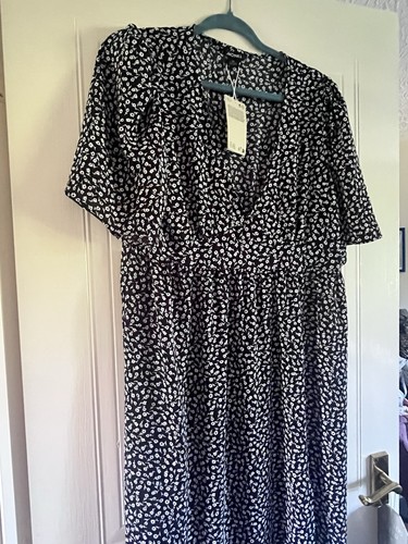 Monki midi dress bnwt - bnwt, (40)