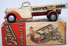 TEKNO No: 424 FORD V8 TIPPER