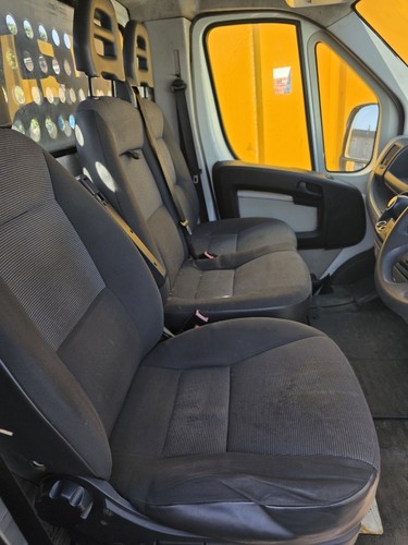 Double front seats peugeot - front,