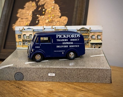 Corgi morris j van - corgi, 1:43