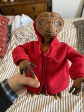 ET Toy Light Up Chest And