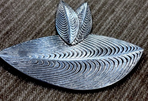 Rare sterling goose feather - rare,