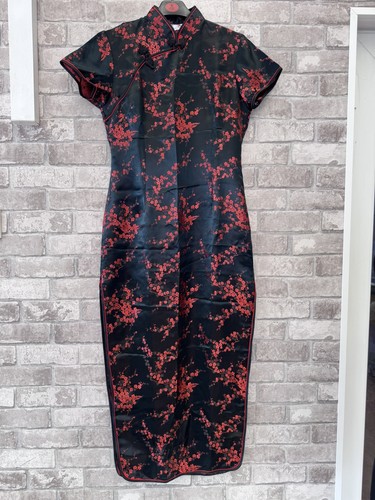 Blossom plum black red floral - plum, black/red