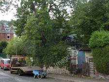 Photo 6x4 24 hour recovery Heeley Vehicles in and out of a garden, Meersb c2010