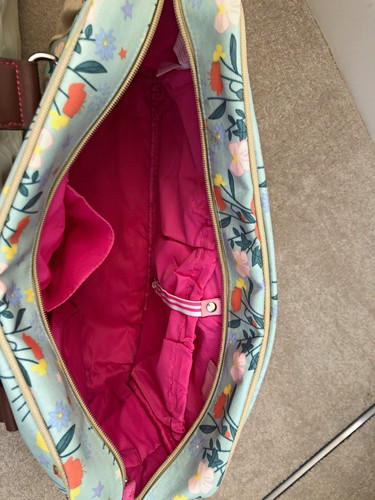 Yummy mummy floral messenger - yummy,