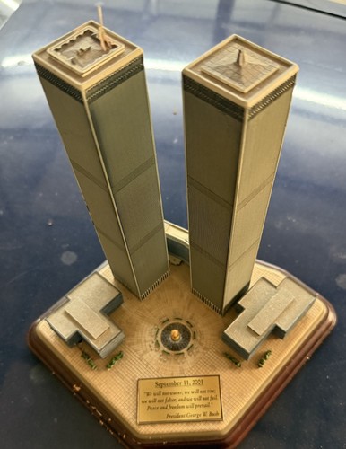Danbury mint twin towers - mint,