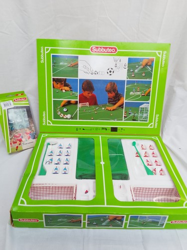 Subbuteo football set with - football,