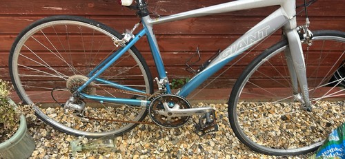 Giant road bike - giant,