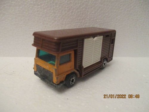 Matchbox bedford horse box - bedford,