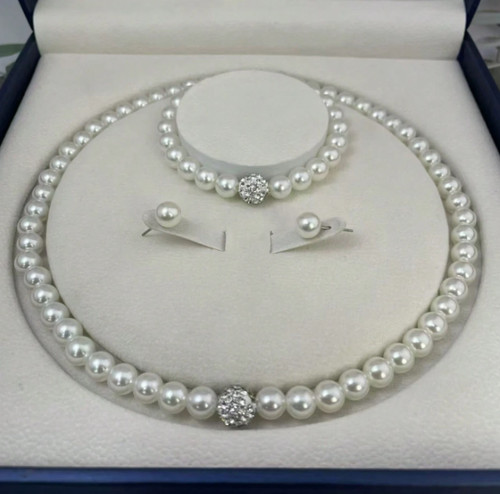 4pc round white - faux, pearl