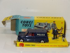 Corgi 448 BMC MINI POLICE VAN