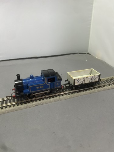 Hornby gauge r255 blue - hornby,