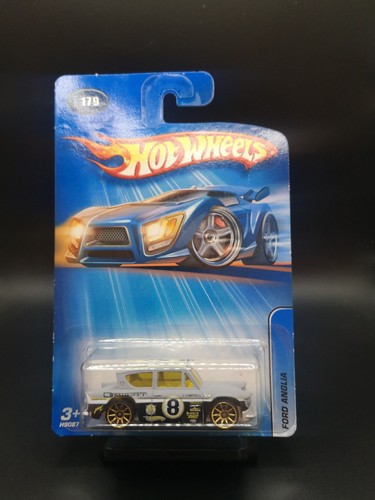 Hot wheels ford - hot,