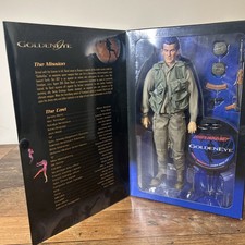 James Bond 007 Sideshow 12"