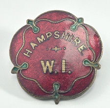 Vintage Hampshire WI Women’s