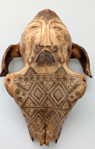 Indonesian atoni belu style - belu,