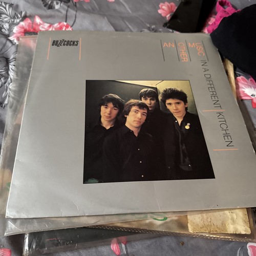 Buzzcocks another music a - another,