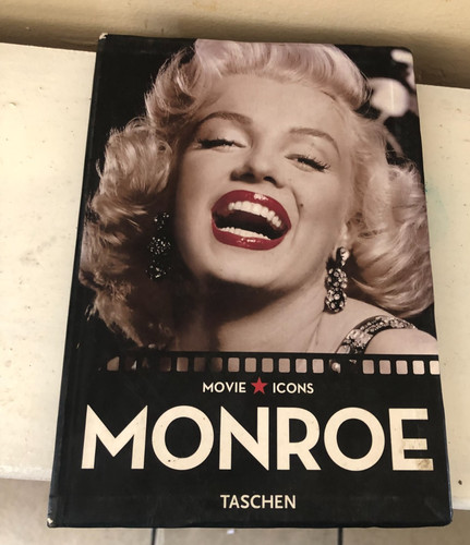 Movie icons marilyn monroe - icons,