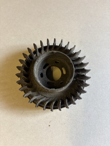Stihl 07s fanwheel - fanwheel, old