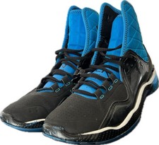 Under Armour Youth Sports Shoe